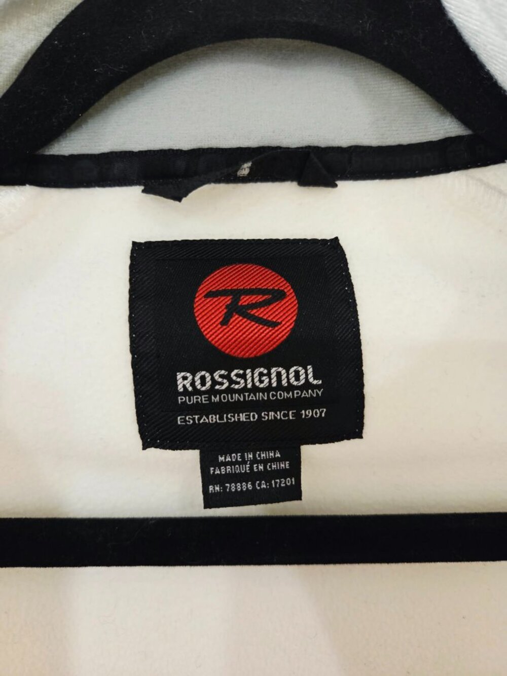 Rossignol Soft Shell, Fleece Lined, Off White Red, Size M (Fits S)